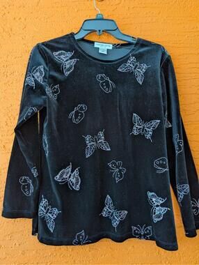 Notations Petite Velvet Top PM Black Butterfly Glitter Long Sleeve Holiday